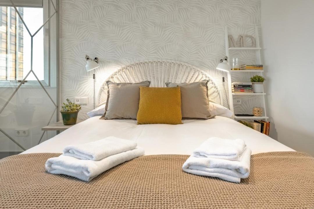 2 Bedrooms 1 Bathroom Furnished - Justicia - Incredible Views - Mintystay Мадрид Екстер'єр фото